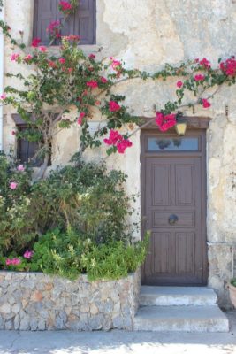 Il cortile interno del monastero di Préveli a Creta