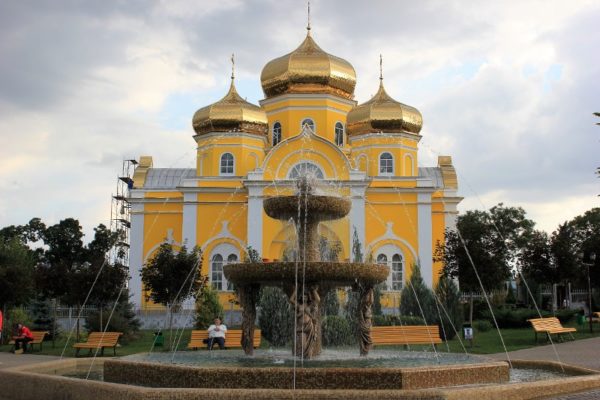 Cattedrale ortodossa San Giovanni Battista Comrat Gagaùzia