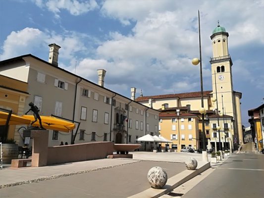 Piazza XXIV Maggio a Cormons