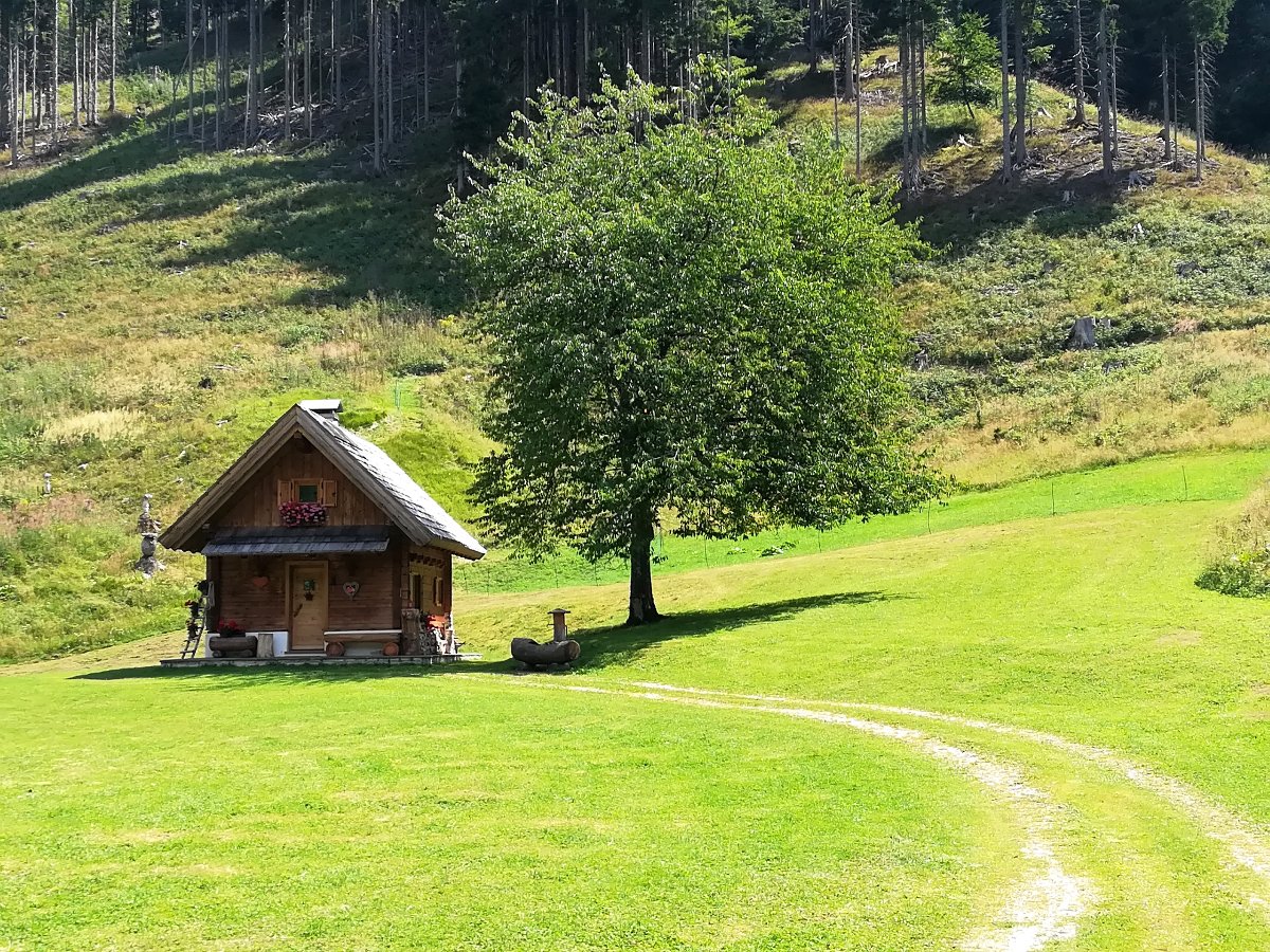 Una baita in Val Bartolo