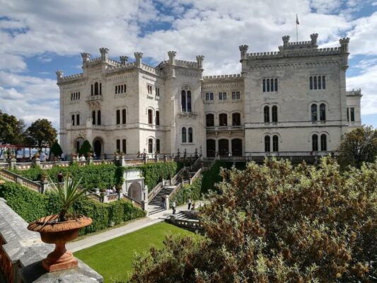 Il Castello di Miramare a Trieste