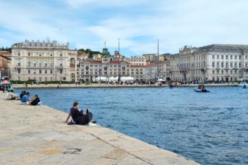 Cosa vedere a Trieste in due giorni, Piazza Unità