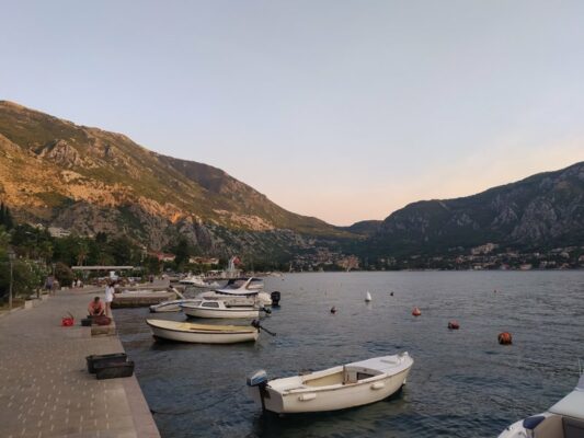 Il lungomare di Kotor